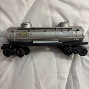 Vintage Lionel 6465 Sunoco Oil Dual Dome Tank Car, Postwar, O-Gauge, Very Nice